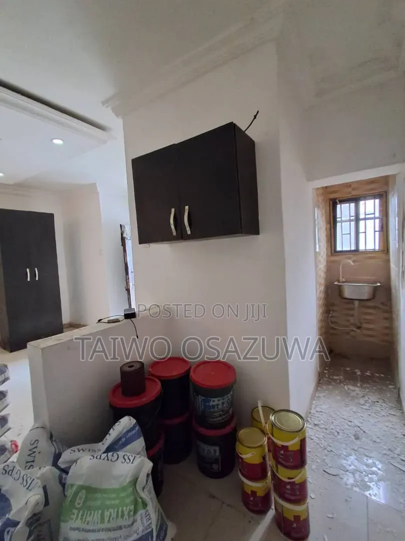 Mini Flat in Badora Road for rent in Ado / Ajah