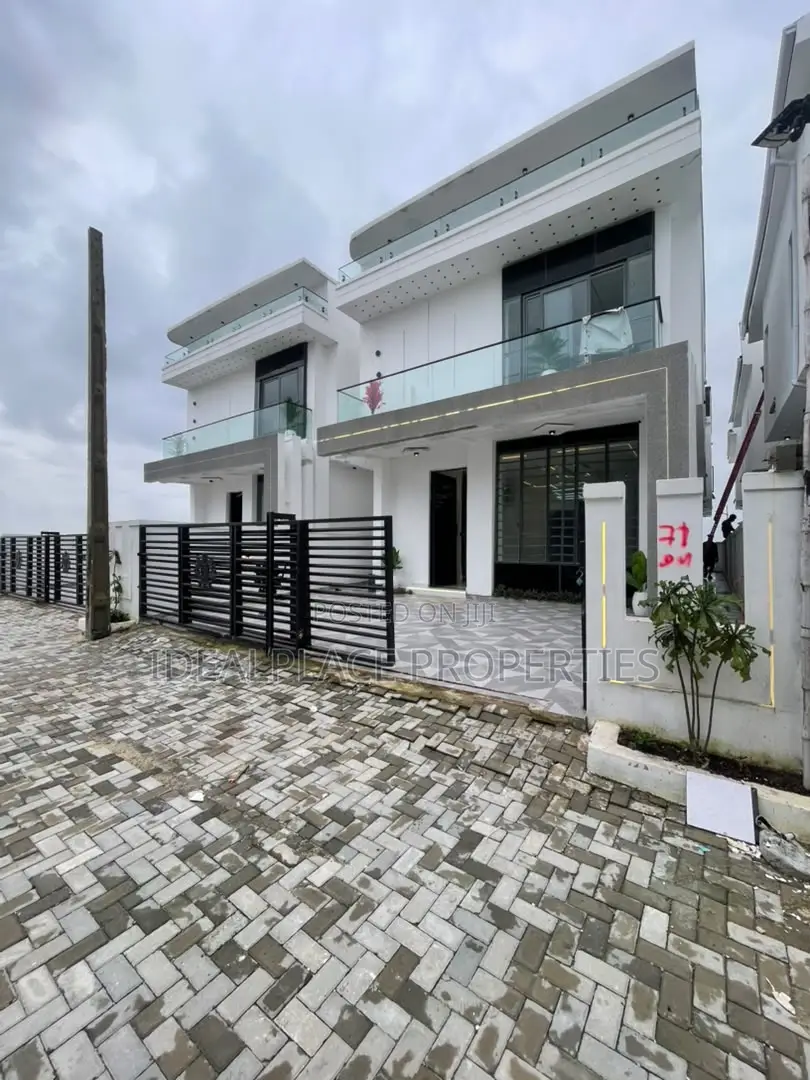 4bdrm Duplex in Ajah for sale in Ajah