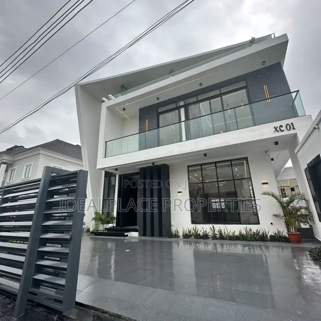 5bdrm Duplex in Sangotedo for sale in Sangotedo