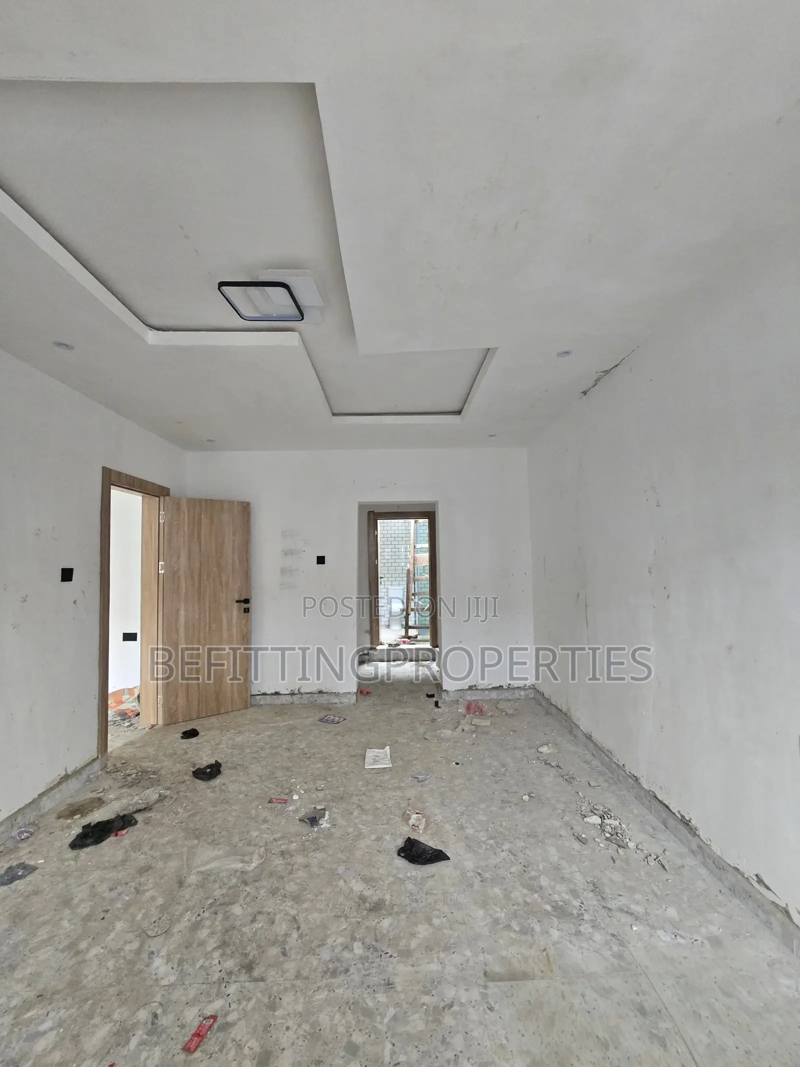 3bdrm Duplex in Ilupeju for sale in Ilupeju