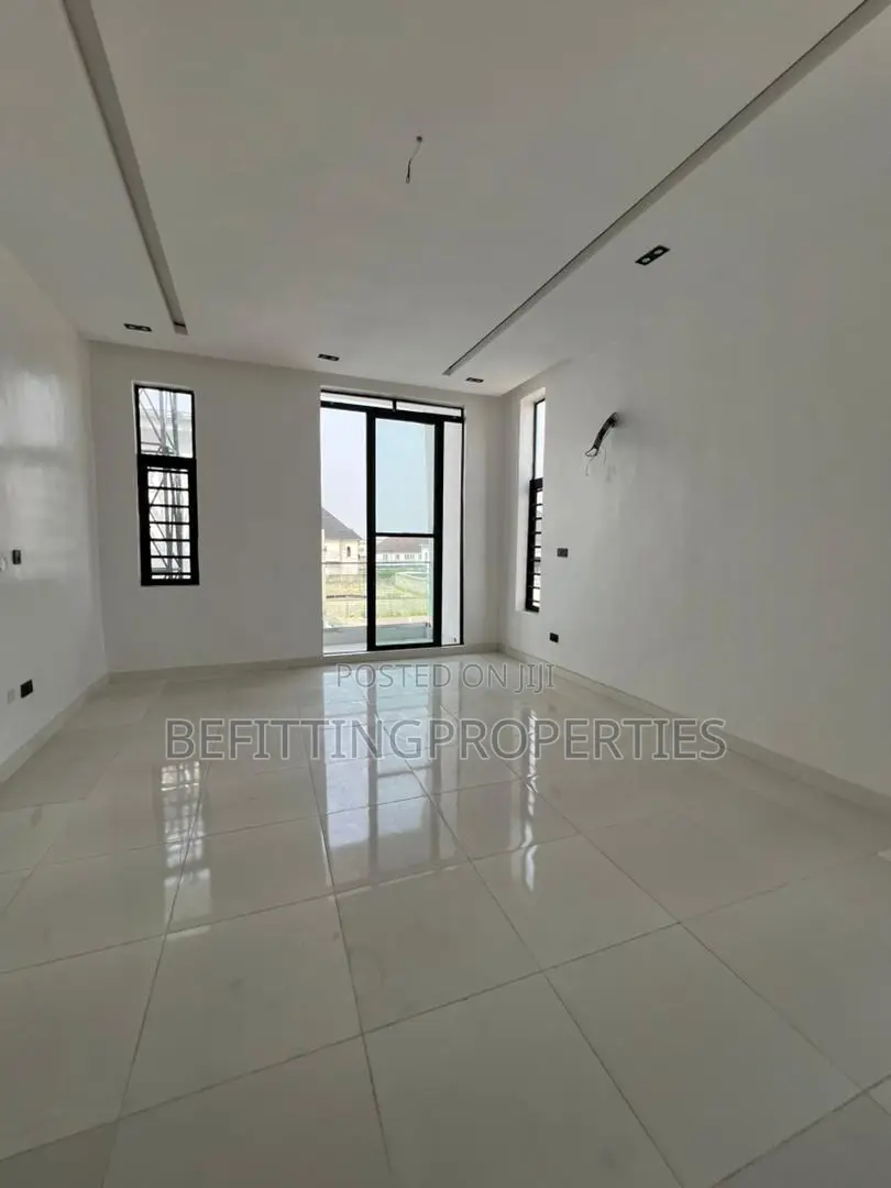 4bdrm Duplex in Ajah for sale in Ajah