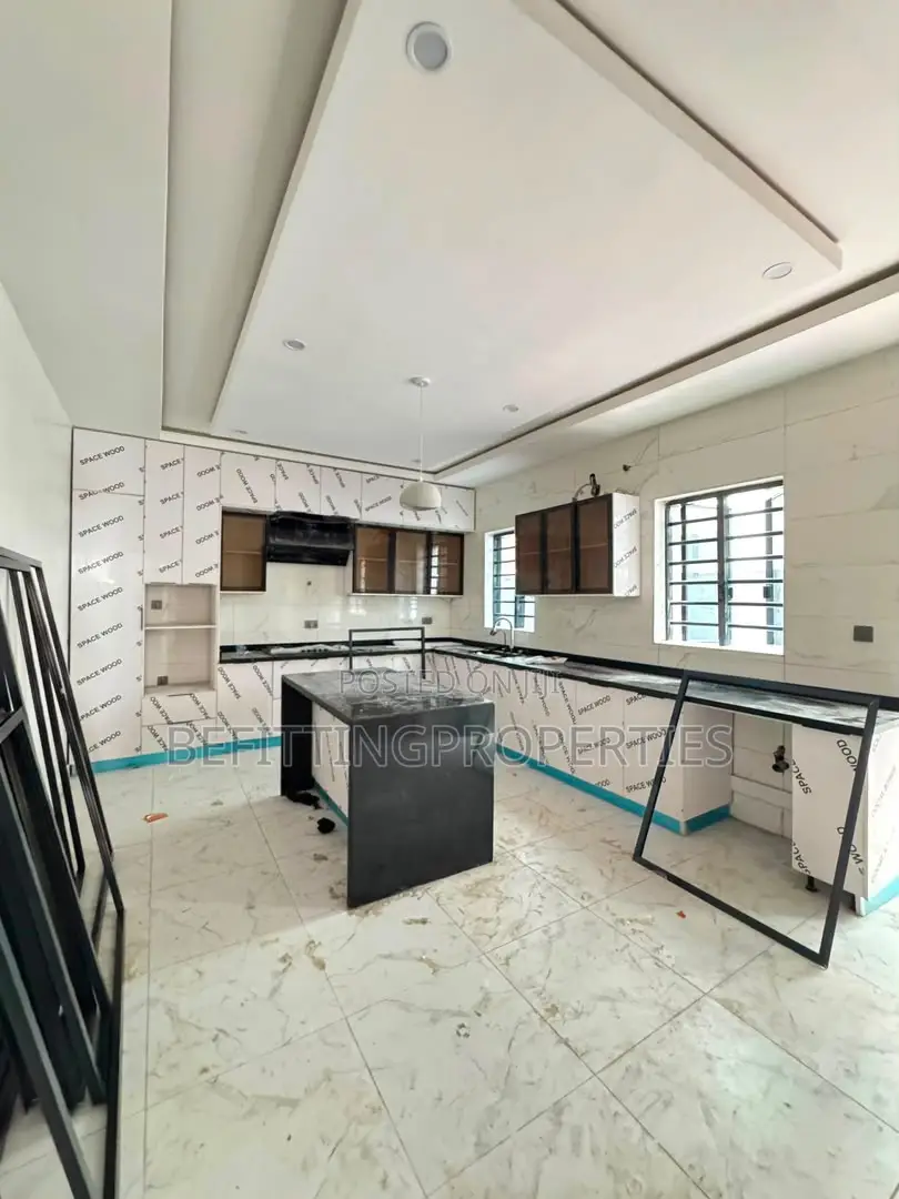 4bdrm Duplex in Ogudu for sale in Ogudu