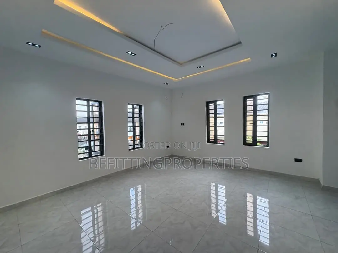 4bdrm Duplex in Ajah for sale in Ajah