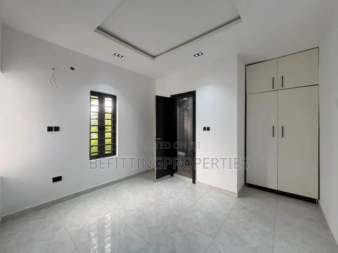 4bdrm Duplex in Ajah for sale in Ajah