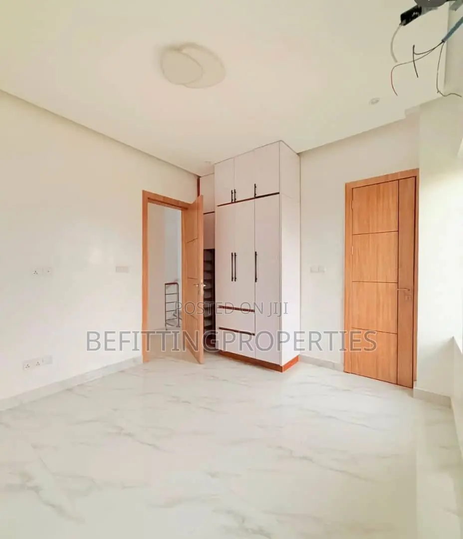 4bdrm Duplex in Ojodu for sale in Ojodu