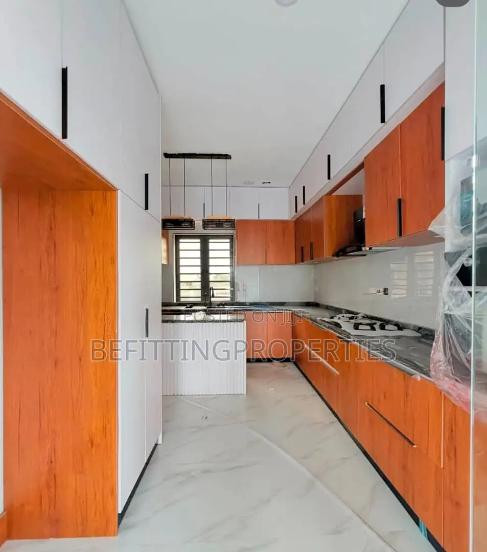 4bdrm Duplex in Ojodu for sale in Ojodu