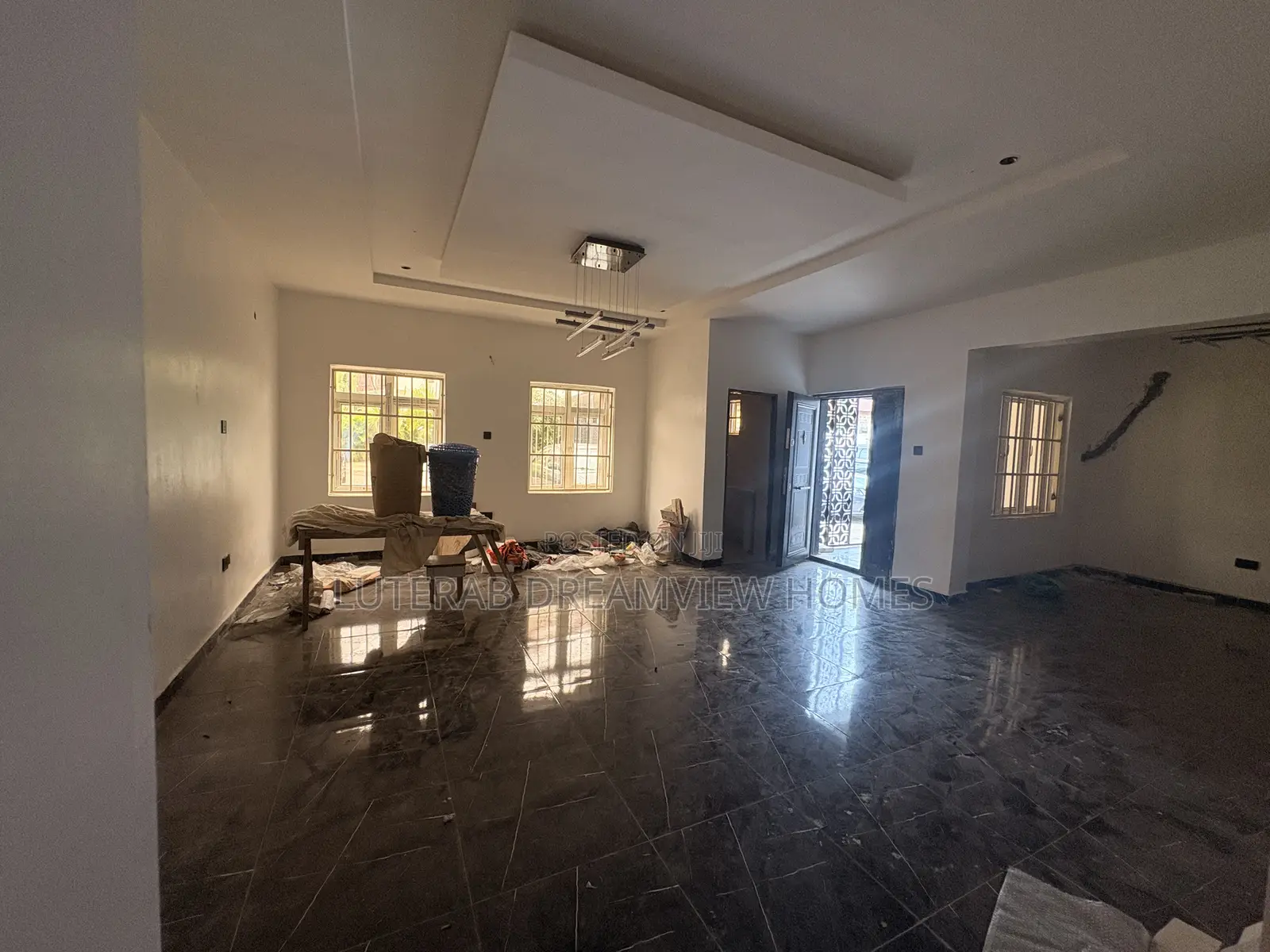 3bdrm Block of Flats in Wuye Main for rent in Wuye