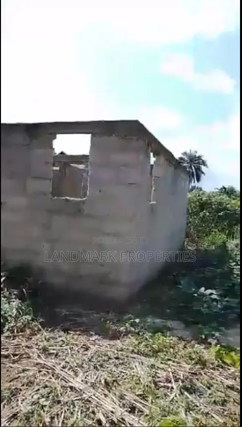 6bdrm Bungalow in Aba North for sale in Aba North