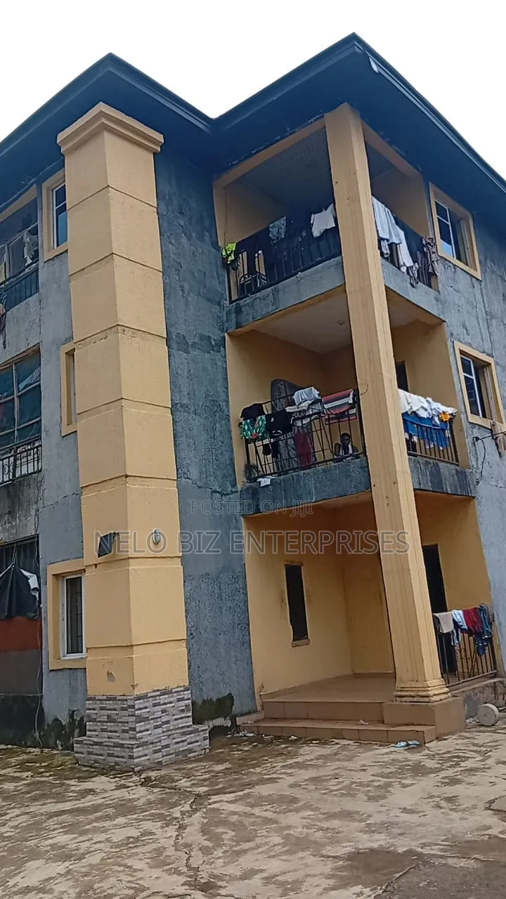 20bdrm Apartment in Owerri for sale in Owerri