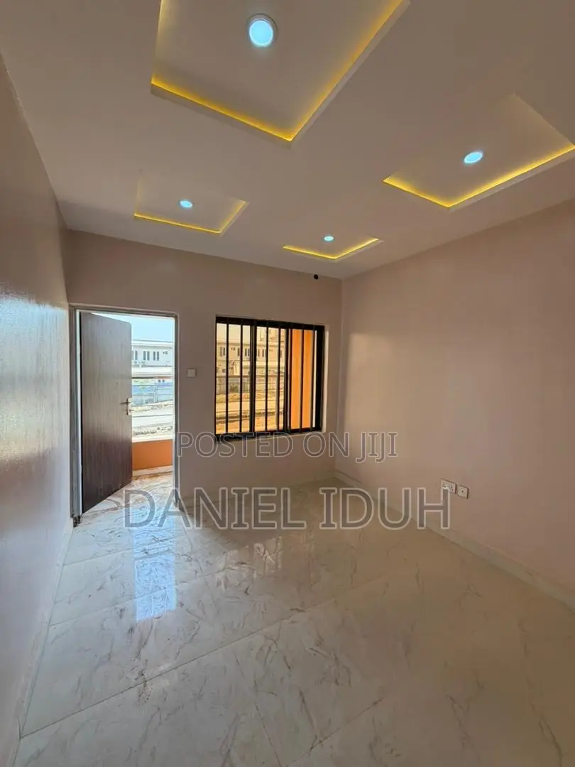 3bdrm Block of Flats in Edan Homes, Kiami for rent in Kiami