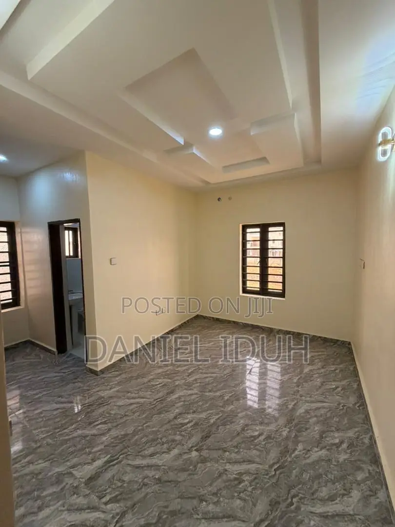 3bdrm Block of Flats in Edan Homes, Kiami for rent in Kiami