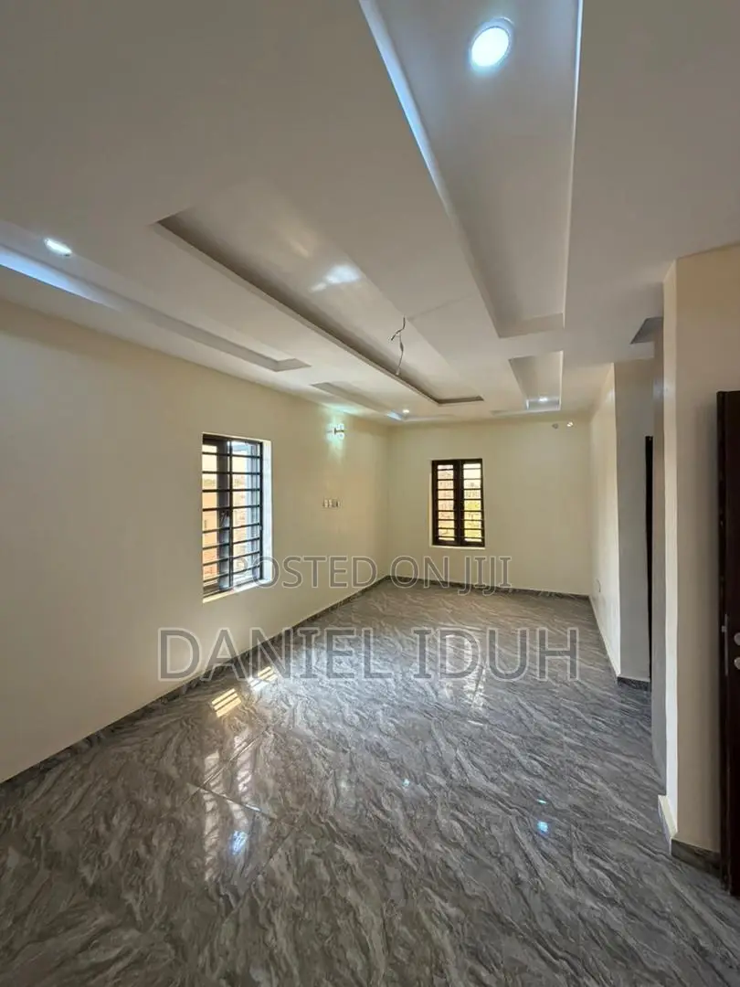 3bdrm Block of Flats in Edan Homes, Kiami for rent in Kiami