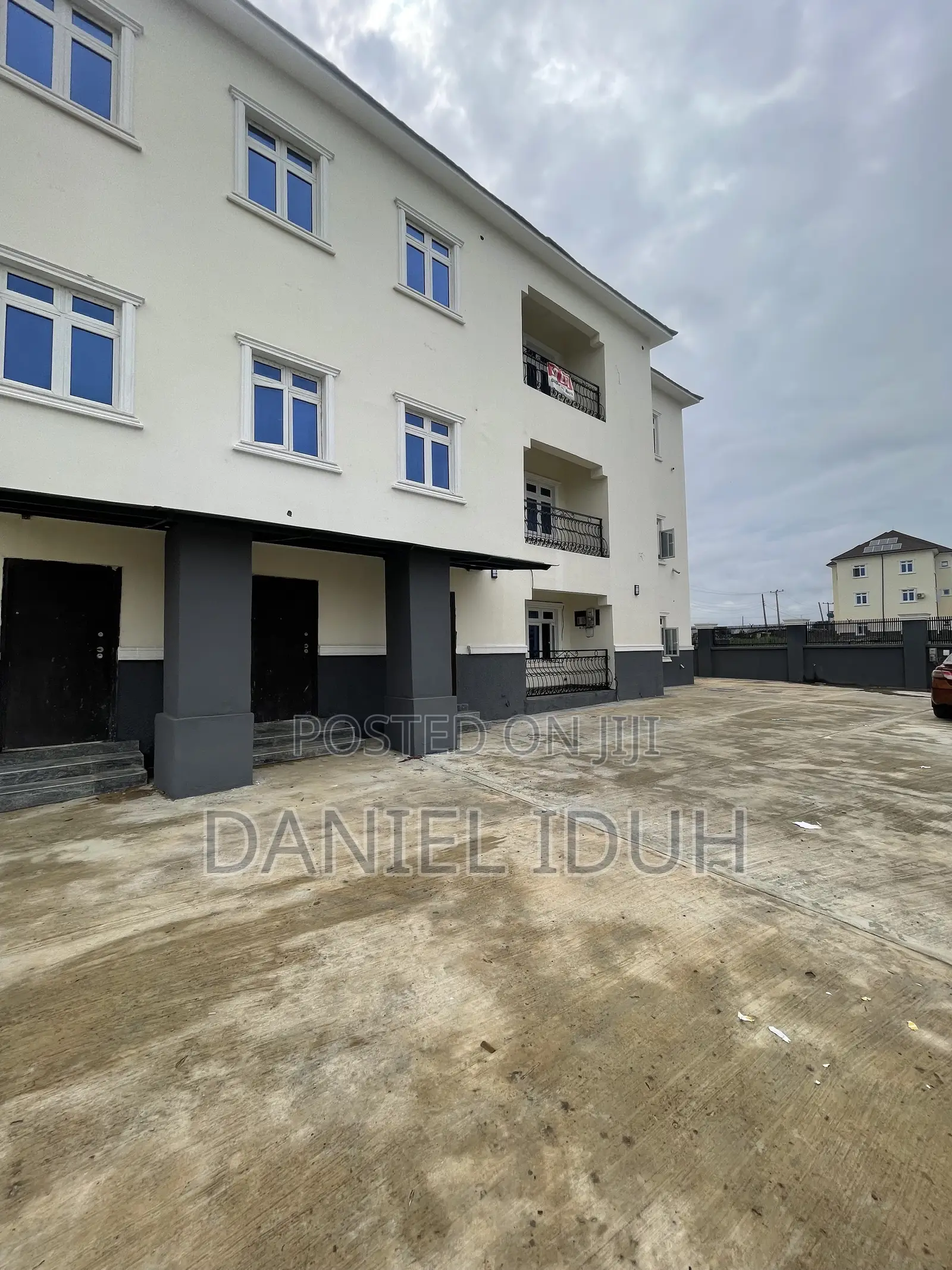 3bdrm Block of Flats in Edan Homes, Kiami for rent in Kiami