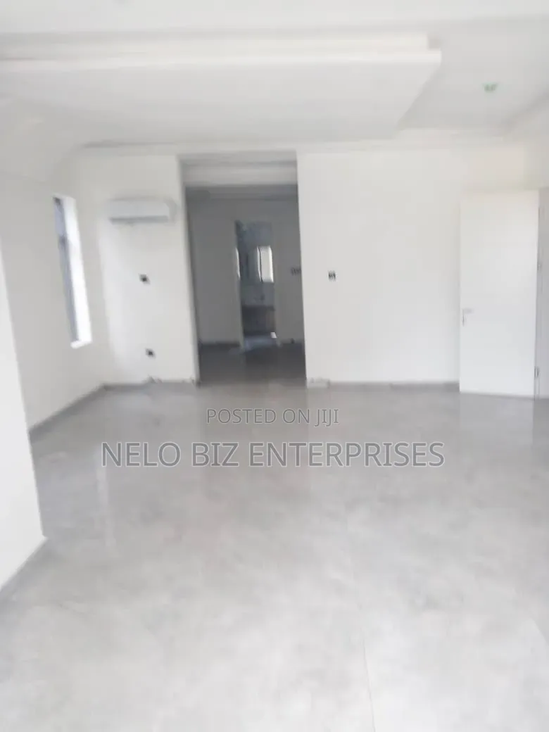 Furnished 5bdrm Duplex in Ligali Ayorinde for sale in Ligali Ayorinde