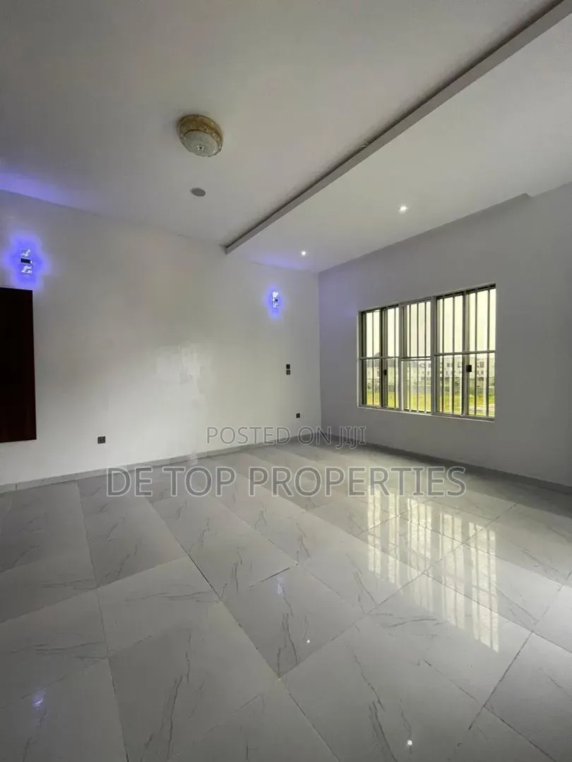 4bdrm Duplex in Ologolo Lekki for rent in Lekki Phase 1