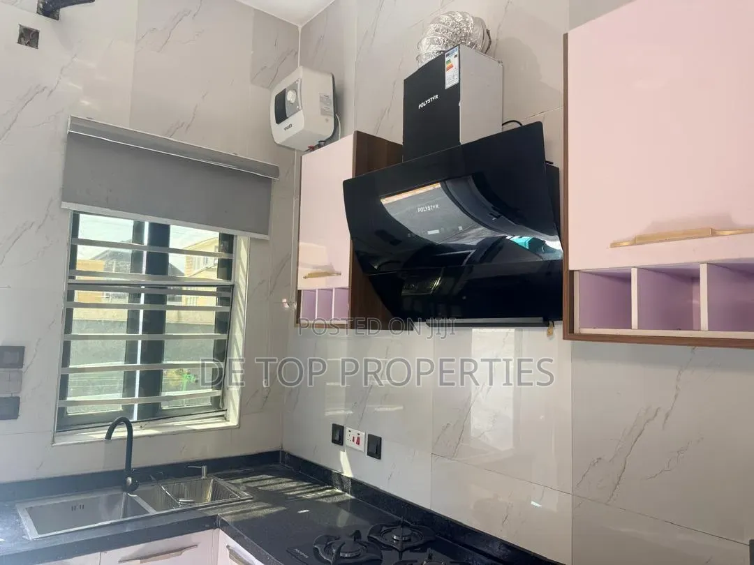 4bdrm Duplex in Ologolo Lekki for rent in Lekki Phase 1