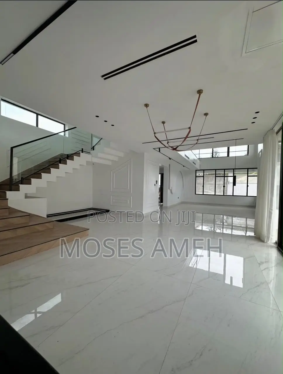 5bdrm Duplex in Apo Resettlement for sale in Apo Resettlement