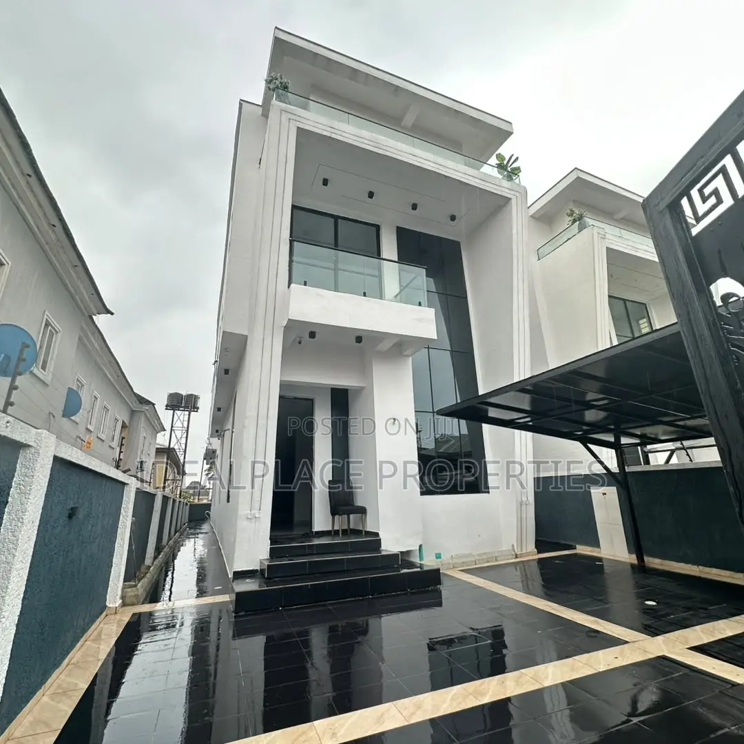 5bdrm Duplex in Sangotedo for sale in Sangotedo