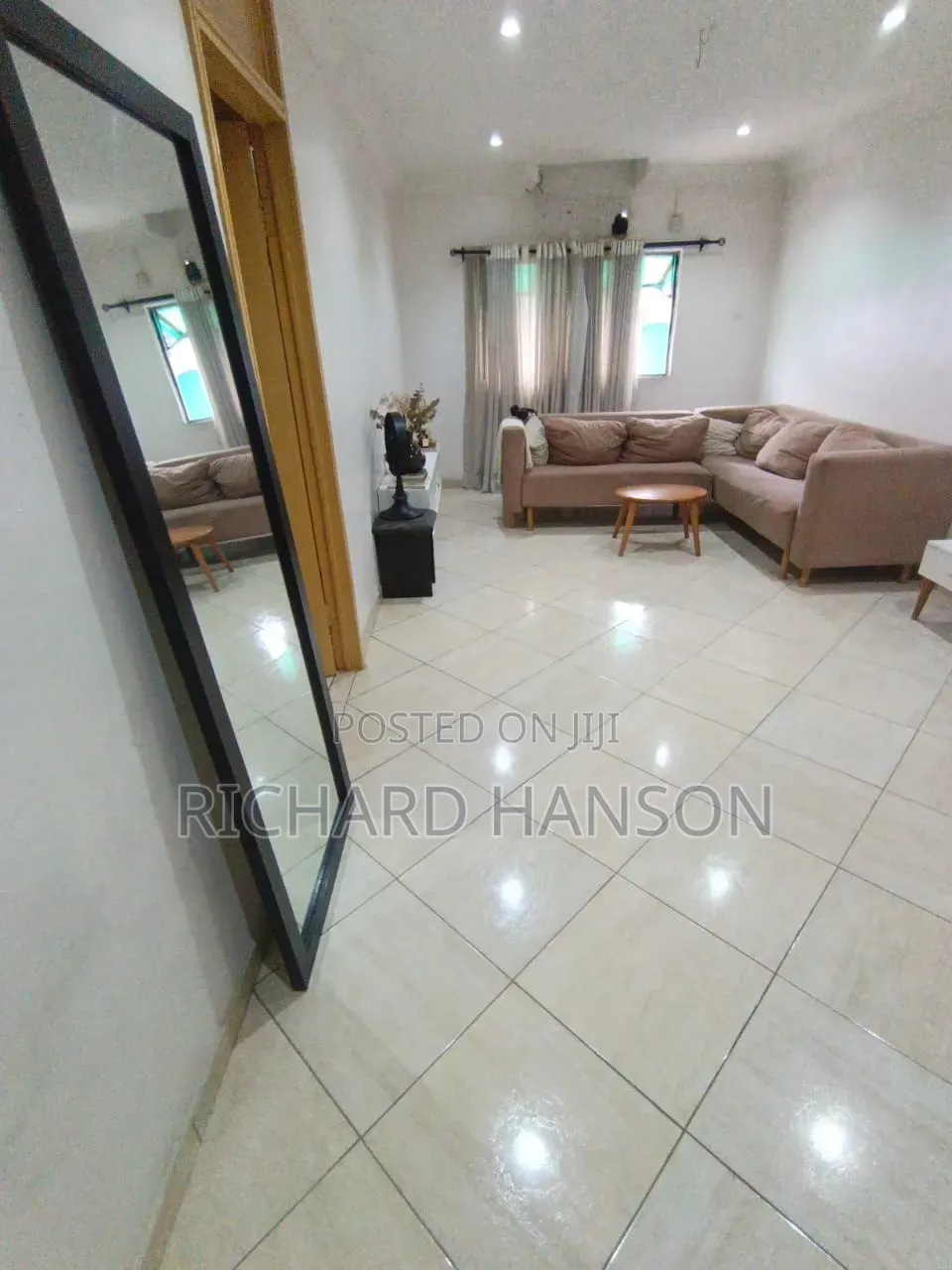 1bdrm Shared Apartment in Female 📌👇(Ikoyi), Abraham Adesanya Estate in Abraham Adesanya Estate