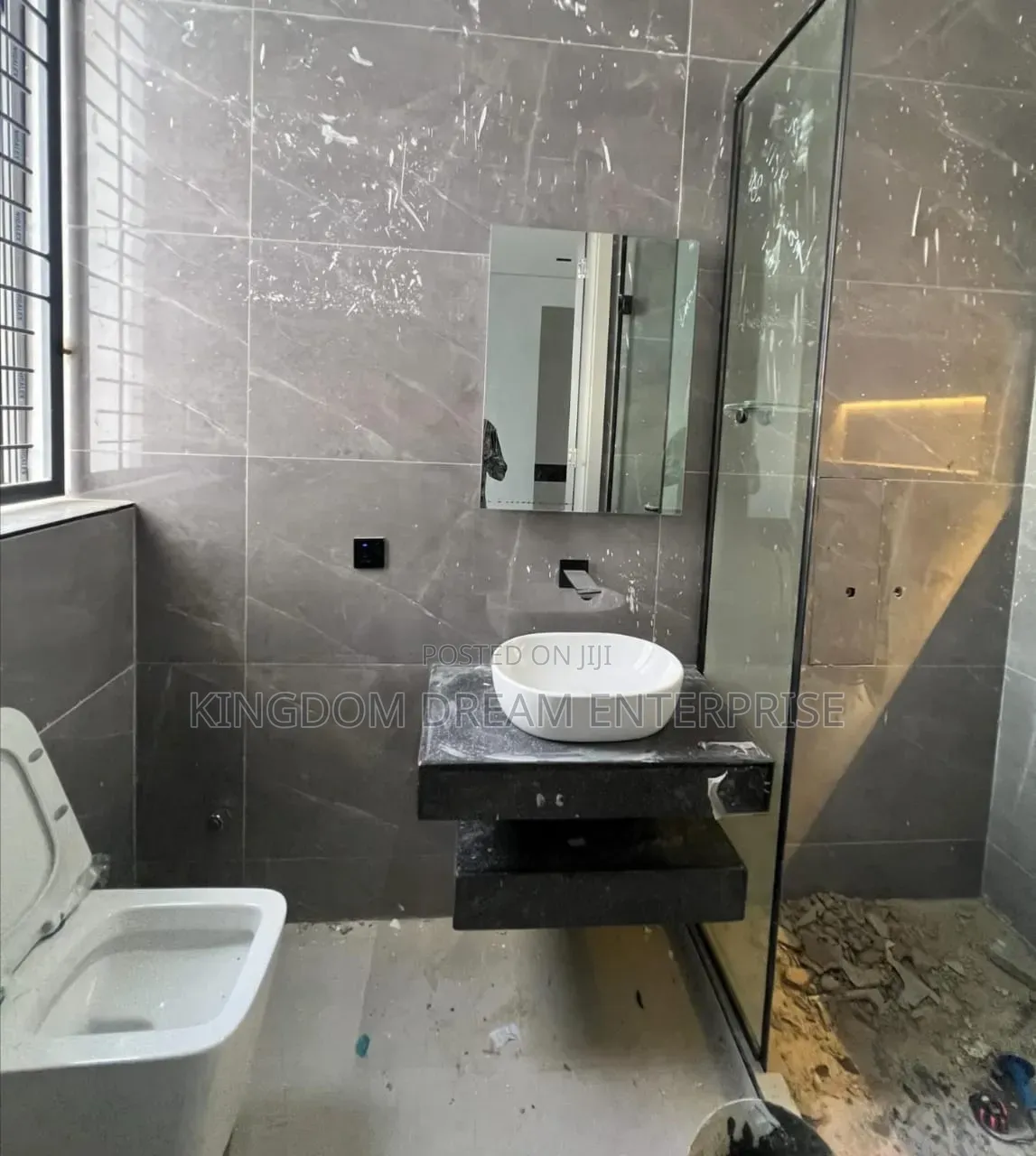 5bdrm Duplex in Lekki Phase 1 Lagos for sale in Lekki Phase 1