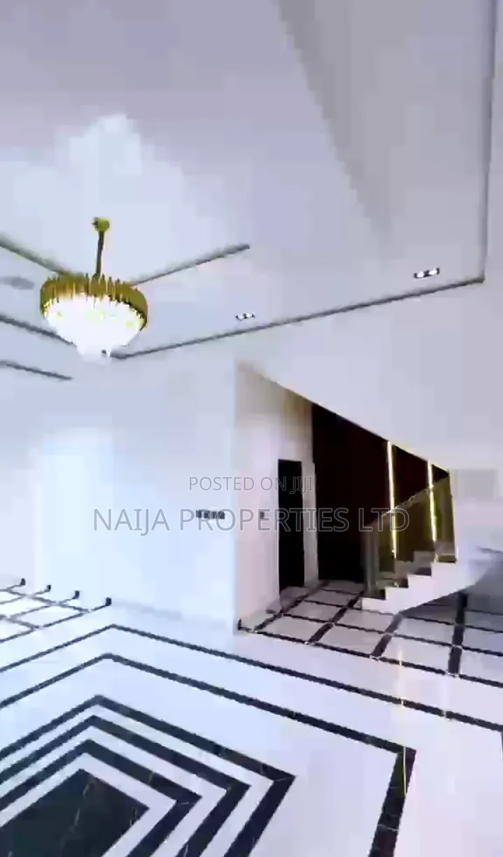 5bdrm Duplex in Abraham Adesanya Estate for rent in Abraham Adesanya Estate