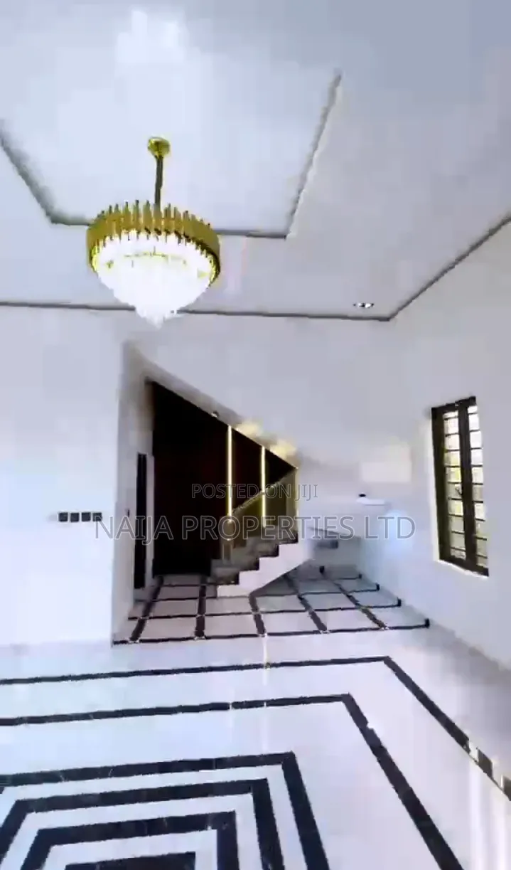 5bdrm Duplex in Abraham Adesanya Estate for rent in Abraham Adesanya Estate