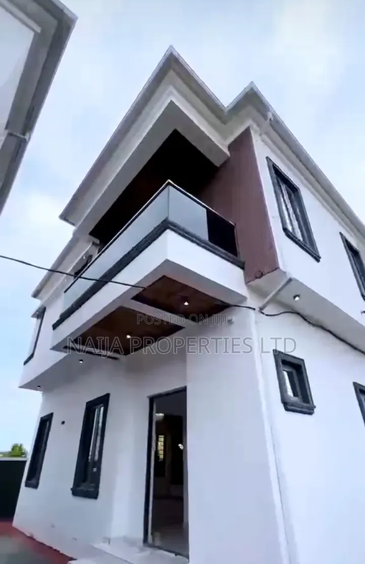 5bdrm Duplex in Abraham Adesanya Estate for rent in Abraham Adesanya Estate