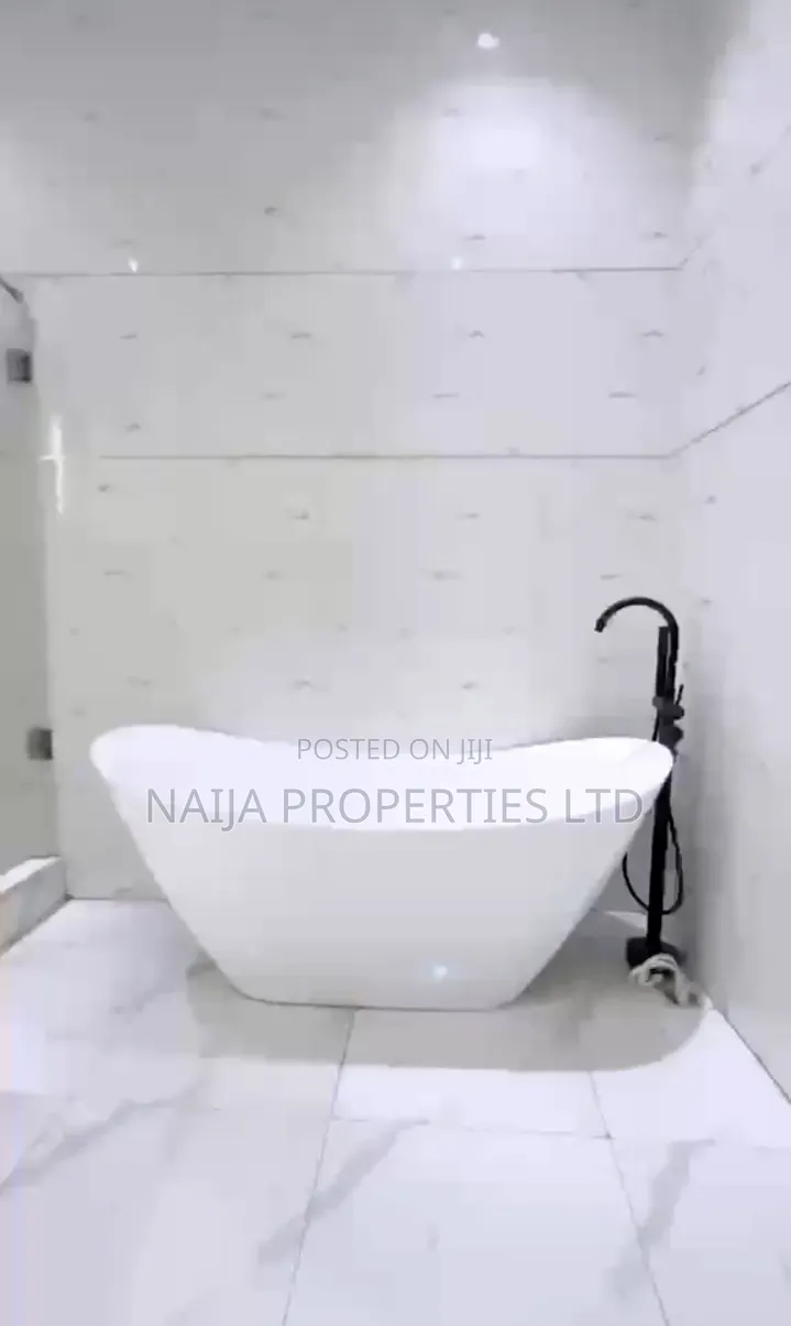 5bdrm Duplex in Abraham Adesanya Estate for rent in Abraham Adesanya Estate