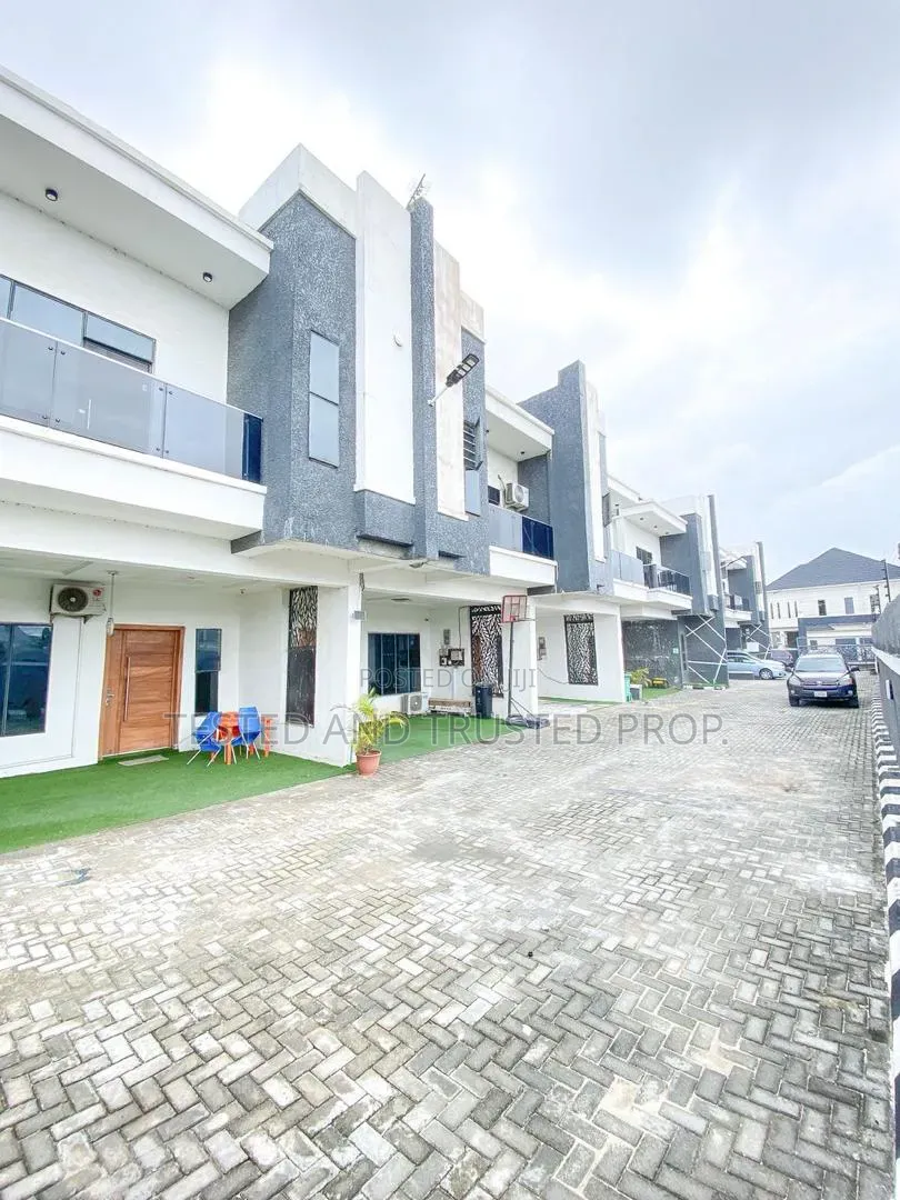 Furnished 4bdrm Duplex in Orchid Road, Chevron for rent in Chevron
