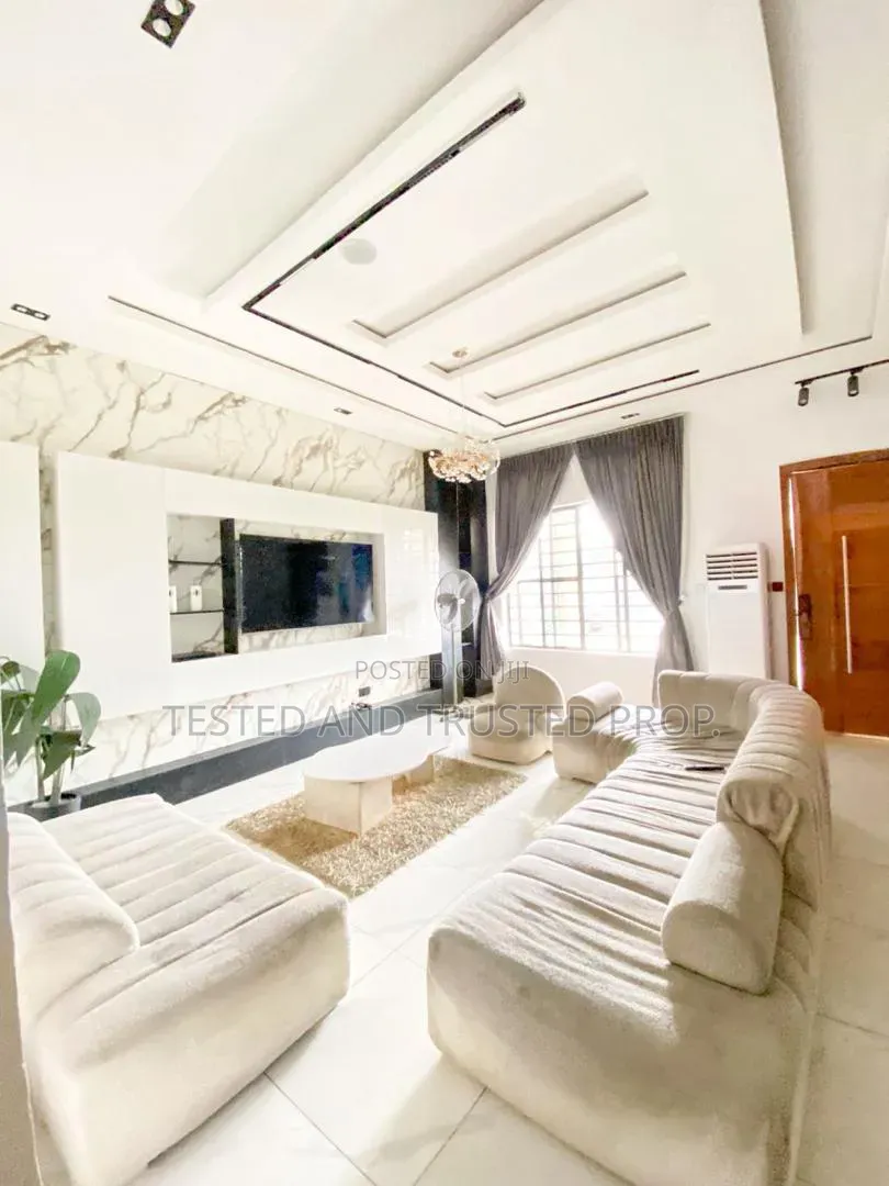 Furnished 4bdrm Duplex in Orchid Road, Chevron for rent in Chevron