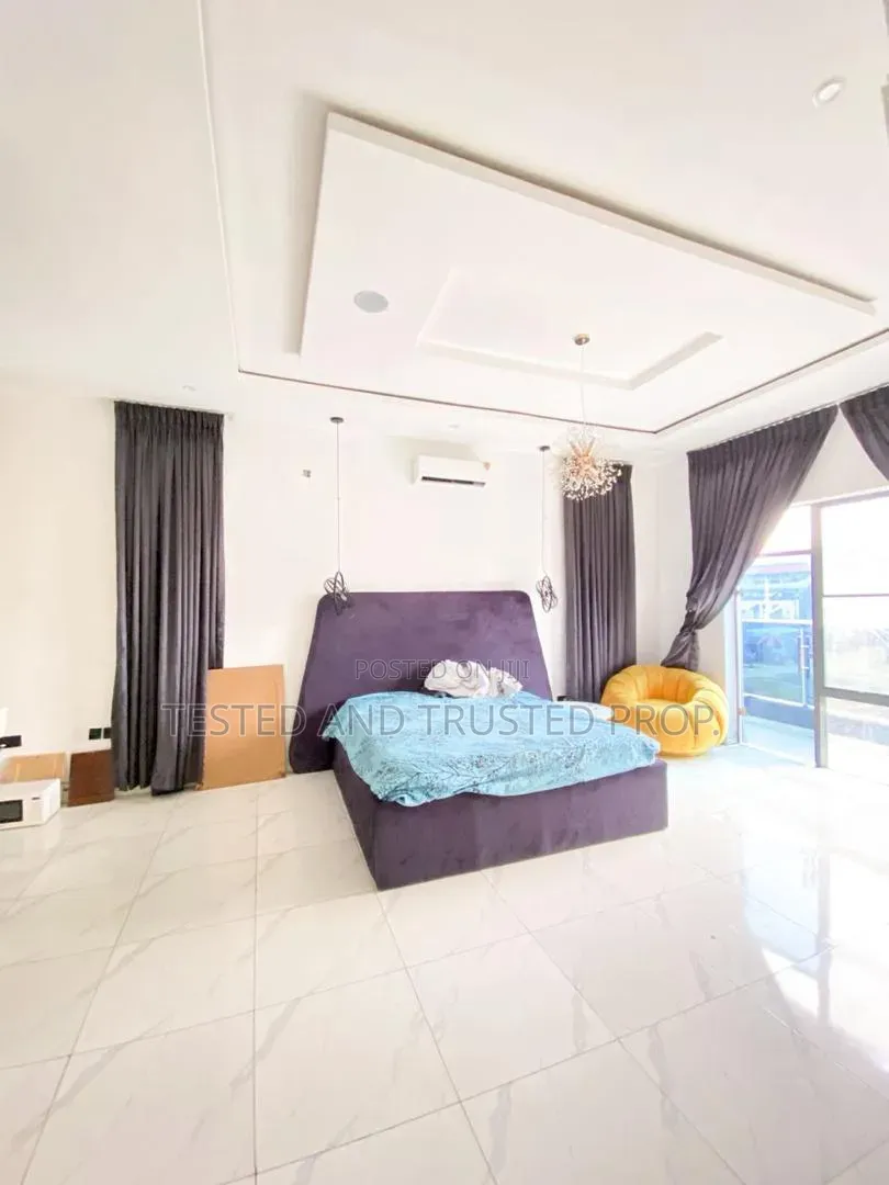 Furnished 4bdrm Duplex in Orchid Road, Chevron for rent in Chevron