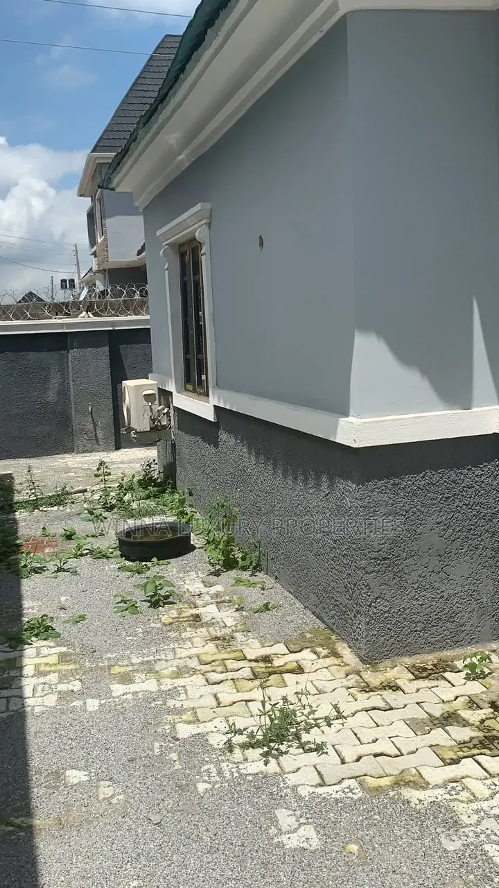 3bdrm Bungalow in Pyakasa Axis, Lugbe District for sale in Lugbe District