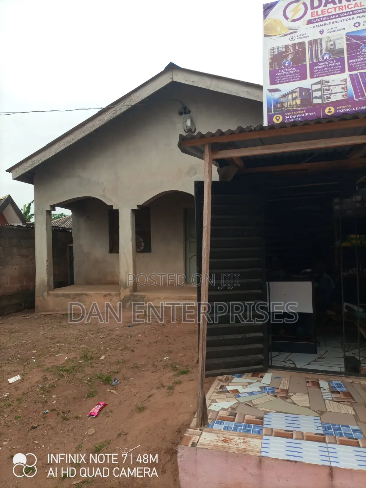 4bdrm Bungalow in Aro Lambo, Oke Aro, Iju-Ishaga for sale in Iju-Ishaga