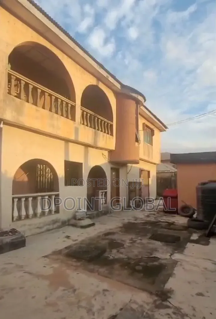 12bdrm Block of Flats in New London, Baruwa for sale in Baruwa