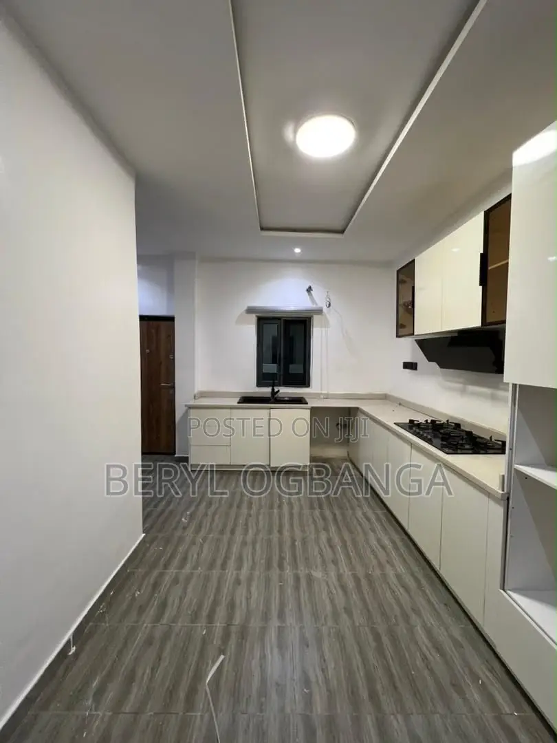 2bdrm Apartment in Lekki Phase 1 for rent in Lekki Phase 1