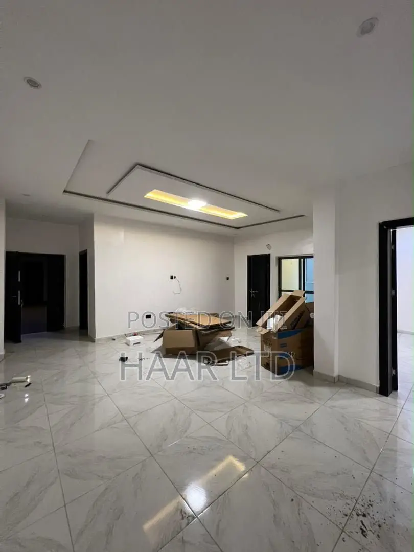 2bdrm Apartment in Lekki Phase 1 for rent in Lekki Phase 1