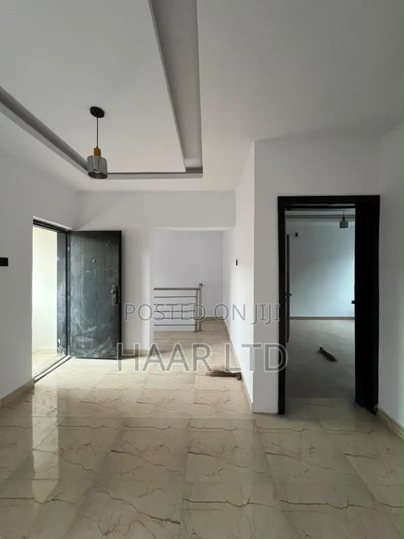 4bdrm Duplex in Abraham Adesanya Estate for rent in Abraham Adesanya Estate