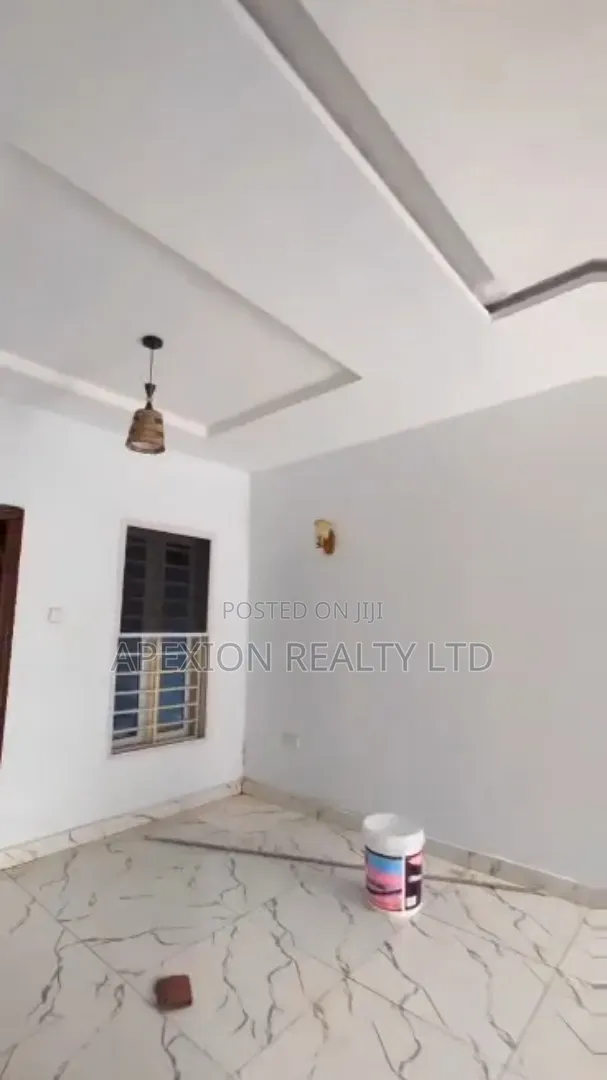 2bdrm Duplex in Lord Chosen Estate(, New Layout for rent in New Layout