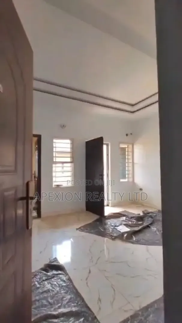2bdrm Duplex in Lord Chosen Estate(, New Layout for rent in New Layout
