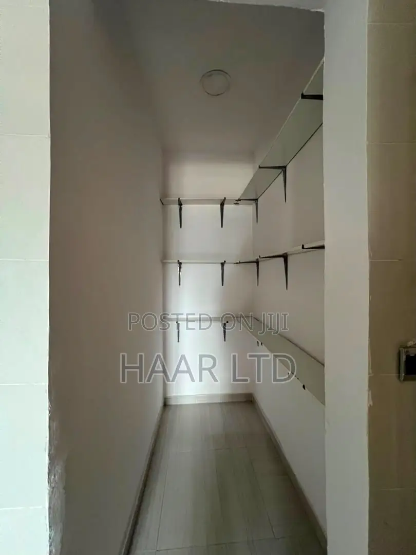 3bdrm Apartment in Ikate for rent in Ikate