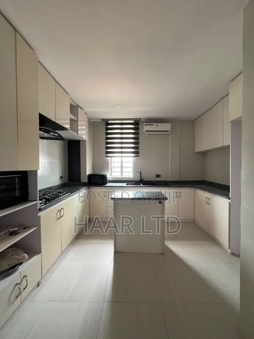 3bdrm Apartment in Ikate for rent in Ikate