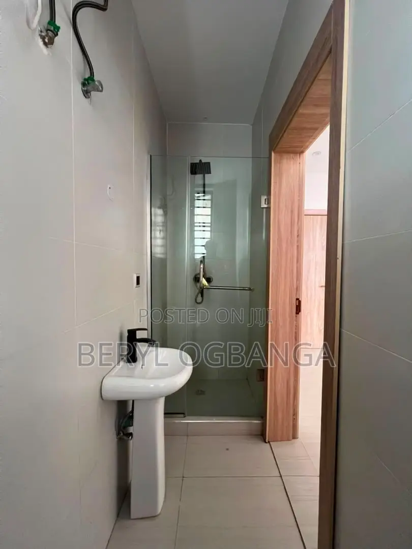 3bdrm Apartment in Ikate for rent in Ikate