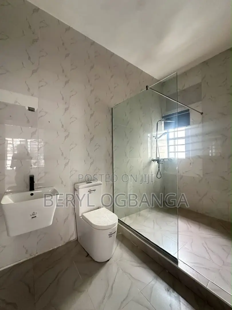 4bdrm Duplex in Ikate for rent in Ikate