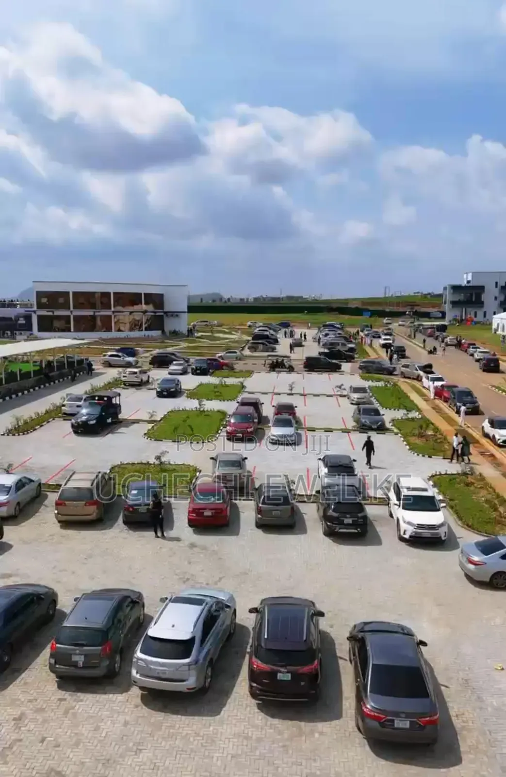 Land for Sale in an Exclusive Estate, Airport Road Abuja in Sabon Lugbe
