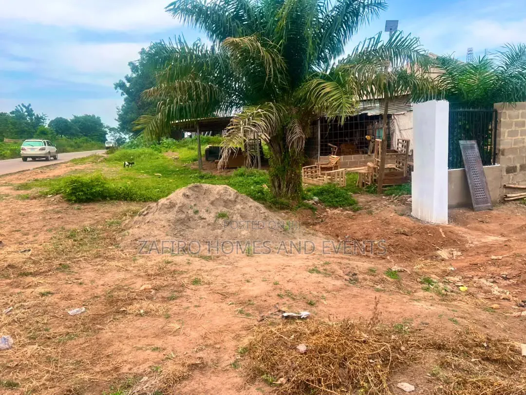 602 SQM Warehouse Facing the Expressway! in Iwo Road