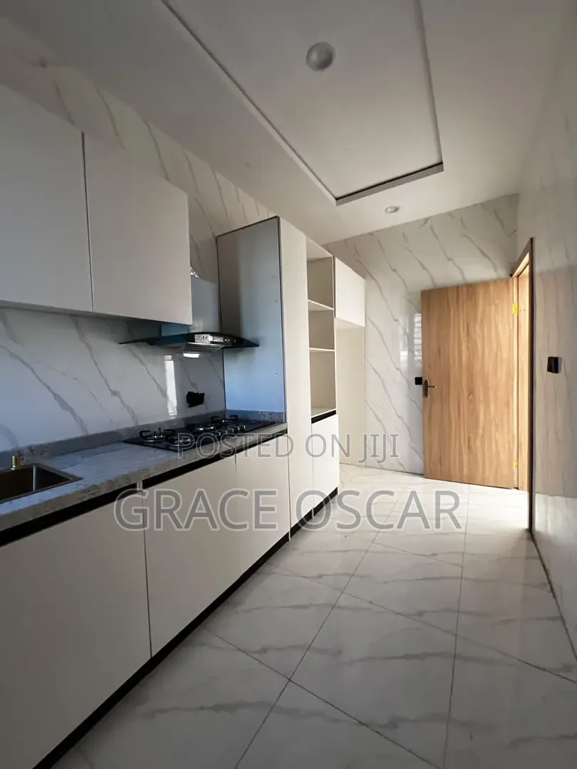 4bdrm Duplex in Abraham Adesanya Estate for sale in Abraham Adesanya Estate