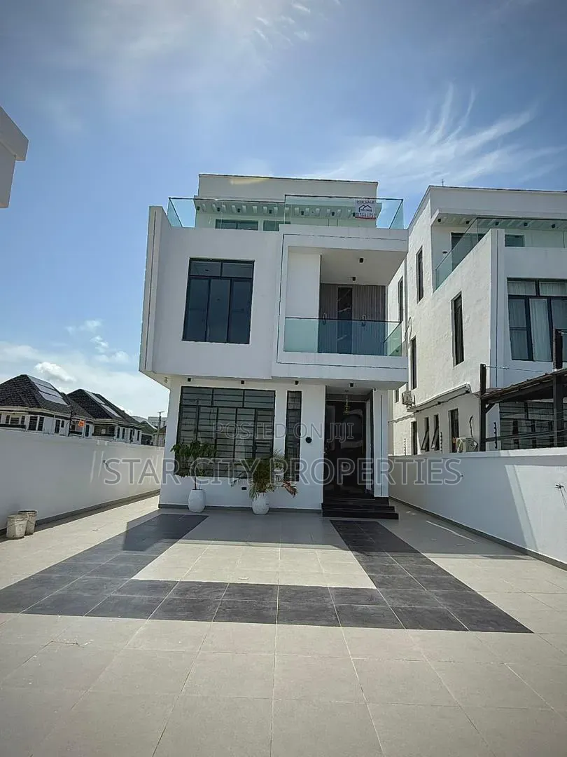 5bdrm Duplex in Freedom Way, Lekki Phase 1 for sale in Lekki Phase 1
