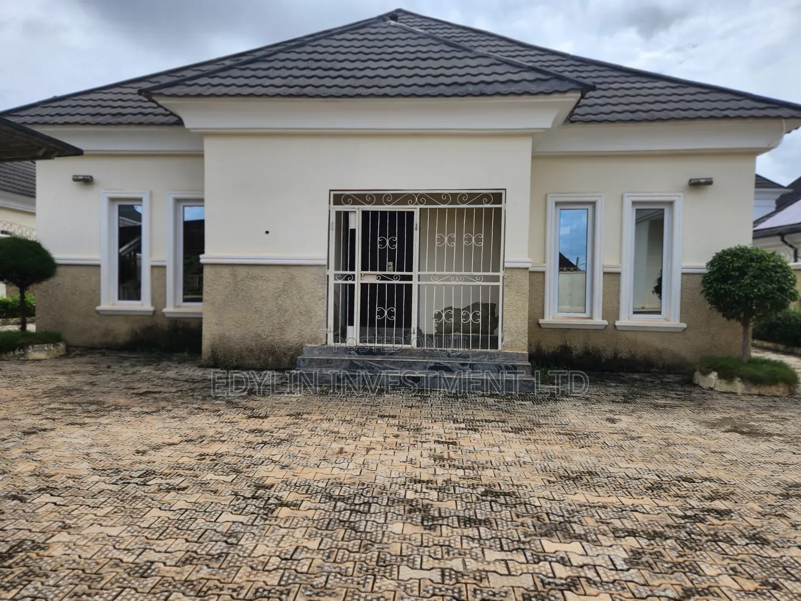 3bdrm Bungalow in Inside An Estate, Galadimawa for sale in Galadimawa