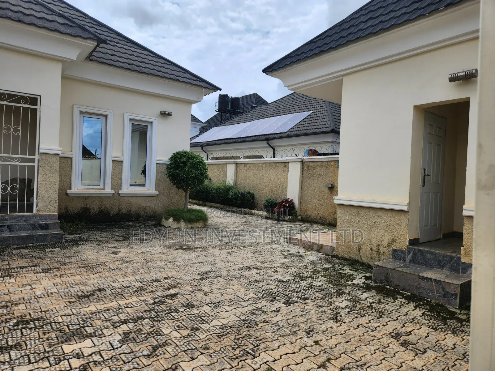 3bdrm Bungalow in Inside An Estate, Galadimawa for sale in Galadimawa