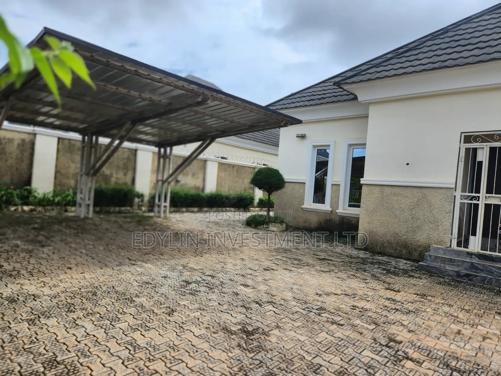 3bdrm Bungalow in Inside An Estate, Galadimawa for sale in Galadimawa